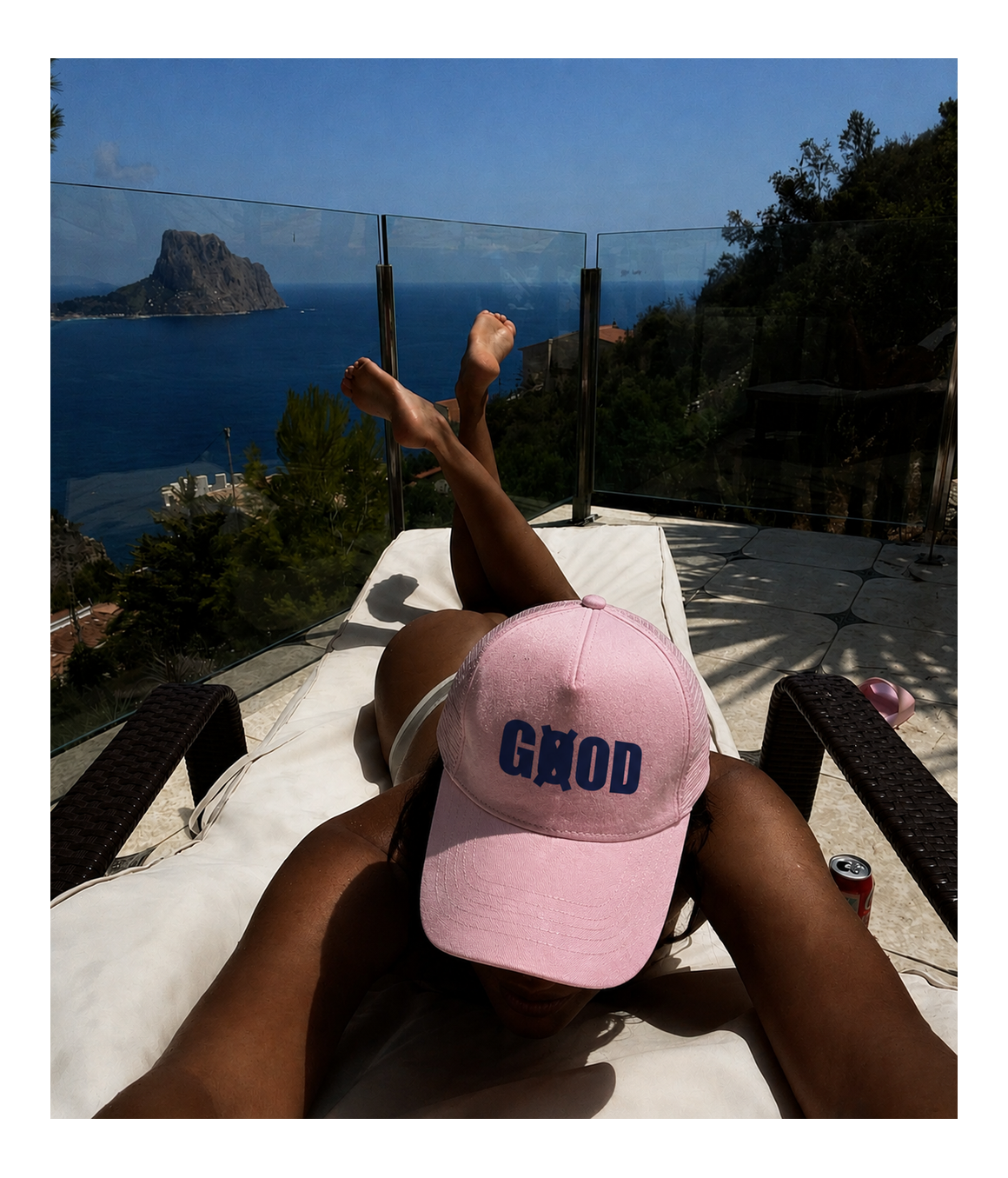Casquette Trucker Rose - photo GOODGOD Paris 1