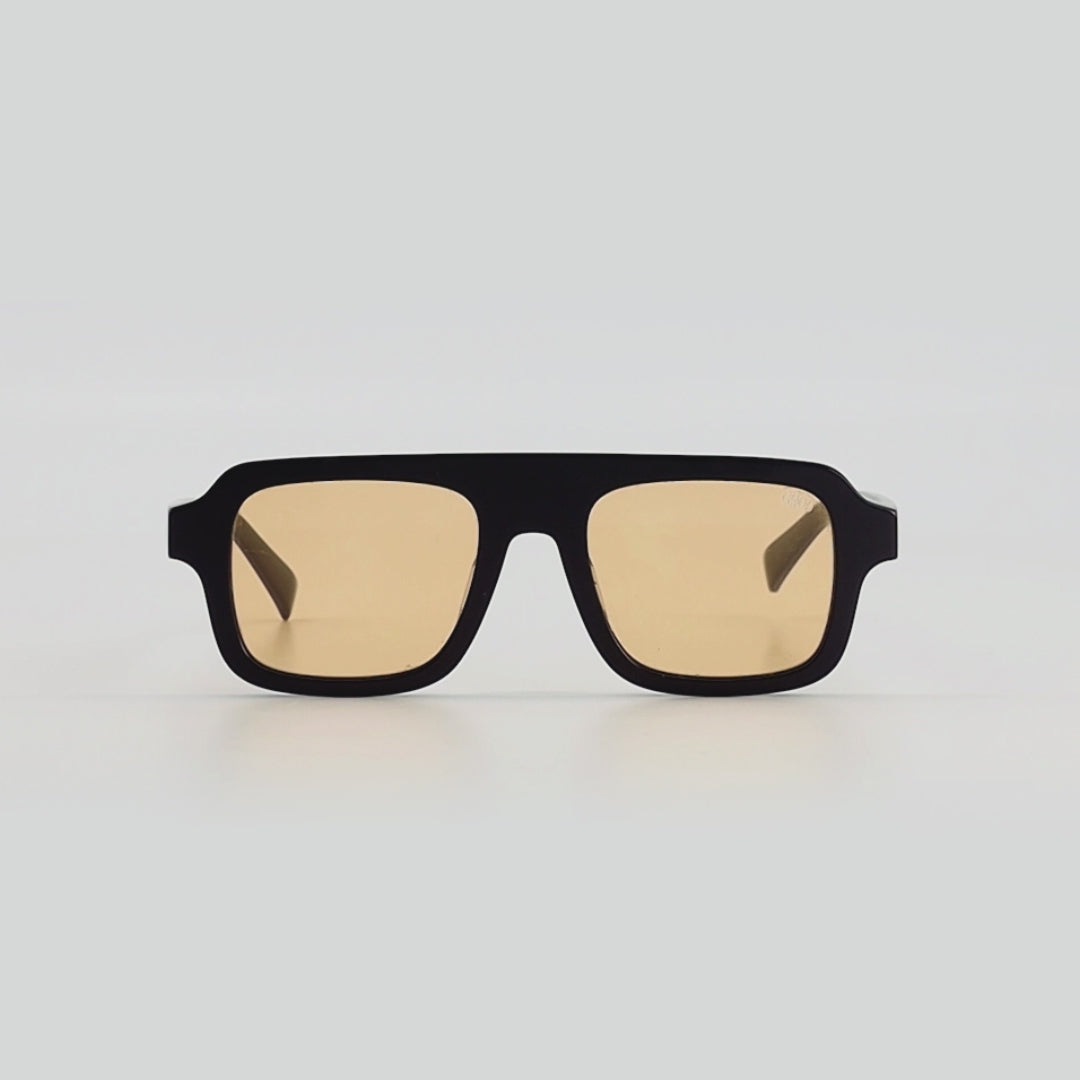 Famous Black Orange — Lunettes Noires Verres Orangés